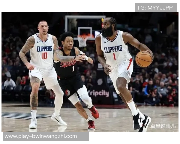 运动新闻布克与西蒙斯的对决谁能在NBA赛场上更胜一筹